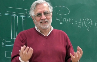 Στέφανος Τραχανάς: Η κβαντομηχανική μπορεί να διδαχθεί στο λύκειο