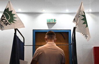 Οι λόγοι που απομακρύνουν τους νέους από την οργανωμένη πολιτική δράση και οι στόχοι της Συνδιάσκεψης Νεολαίας ΠΑΣΟΚ 