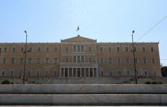 Στον δρόμο της αυτοκαταστροφής