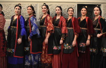 Λύκειο των Ελληνίδων: Η προετοιμασία για την παρέλαση της 28ης Οκτωβρίου