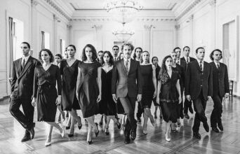 Εθνικό Θέατρο: «Kontakthof» και «Cow|Deer» στην Κεντρική και τη Νέα Σκηνή «Νίκος Κούρκουλος»