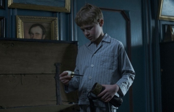 ΣΤΟ ΝΗΣΙ ΤΟΥ ΑΜΡΟΥΜ