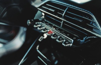 κουμπιά αυτοκινήτου 