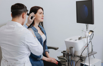 Αιφνίδια βαρηκοΐα: Είναι αποτελεσματικές οι ενδοτυμπανικές ενέσεις;