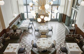 Olympos Naoussa Restaurant