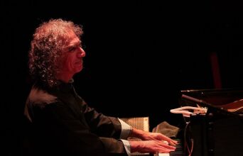 Σταύρος Λάντσιας: Η χαρά του να ζεις το παρόν