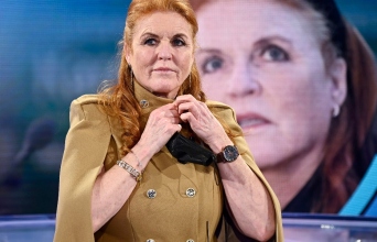 Λογικό, να βρίσκεται στις λίστες Έπσταϊαν η Σάρα Φέργκιουσον, καθώς ο παιδόφιλος δισεκατομμυριούχος ήταν ο χορηγός της επί 15 χρόνια