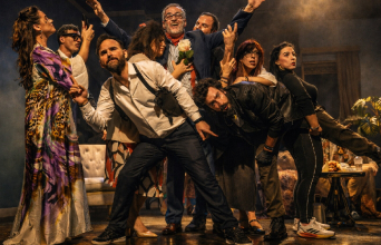 «Ο ημιυπαίθριος» στο θέατρο Coronet