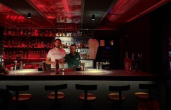 Teknó, Κολωνάκι