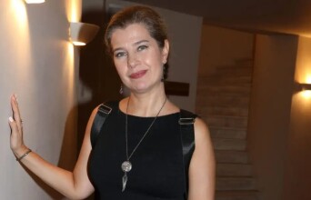 Βίκυ Μαραγκάκη: Έφυγε από καρκίνο στον εγκέφαλο, πολύ επιθετικής μορφής, ακόμα το σκέφτομαι κι έχω μια μικρή ενοχή