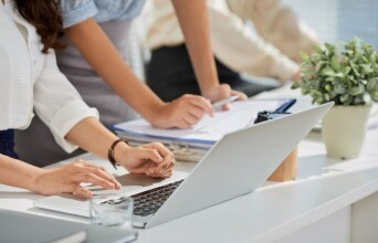 Εργαζόμενοι στο γραφείο