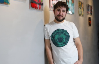 Ο Βασίλης Γκογκίδης και το οικοσύστημα μιας μουσικής σκηνής