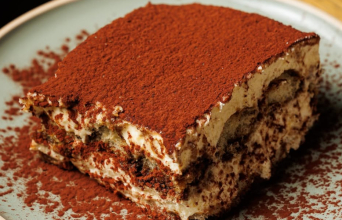 Αυθεντικό τιραμισού στο Oggi Gelato