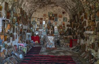 Εικονογραφώντας «Το Θαύμα της Καισαριανής» 