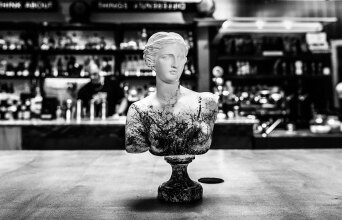 Βασίλης Μανίκας και Ερίνα Παυλιδάκη - Juxtaposition: το νέο διπλό φωτογραφικό λεύκωμα των iFocus Editions, και η ομότιτλη έκθεση στην iFocus Photo Gallery