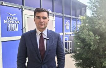 Άλεξ Μπρούζεβιτς: Ο στρατηγός των social media του Τραμπ ανοίγει τα χαρτιά του στην ATHENS VOICE