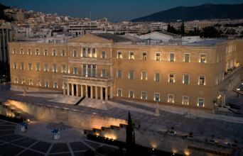 Βουλή Ελλήνων, Σύνταγμα