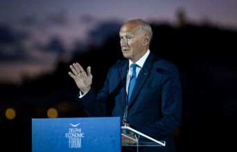 «Όλα όσα ξέρω, τα έμαθα στην Ελλάδα»: Ο πρόεδρος της L'Oréal Ζαν-Πολ Αγκόν στην ATHENS VOICE