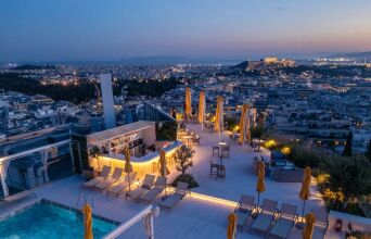 Καλοκαίρι στις πιο νόστιμες ταράτσες της Αθήνας
