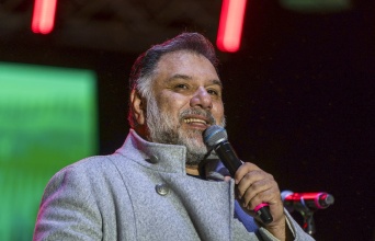Ο Γρηγόρης Αρναούτογλου