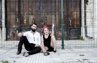 «Ο Κατάδεσμος»: Ο Αλέξανδρος Ρήγας σκηνοθετεί τη Χρύσα Ρώπα τον ερχόμενο χειμώνα στο θέατρο