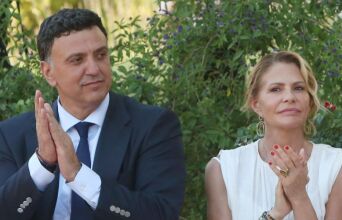O Βασίλης Κικίλιας μίλησε για τη Τζένη Μπαλατσινού: Eίμαστε ερωτευμένοι ακόμα, δεν είναι σύνηθες και εύκολο αυτό