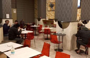 MyAthens: Πόλεμος ευθυνών για το λουκέτο στον ξενώνα για άστεγους χρήστες
