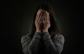 Ρόδος: 17χρονη ξυλοκοπήθηκε άγρια από τον σύντροφό της στη Ρόδο - «Ό,τι και να γίνει, πάλι μαζί είμαστε»