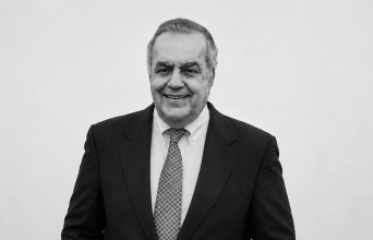 Παύλος Καλλιγάς (1948-2025) 