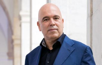 Κωνσταντίνος Καραχάλιος: Ο άνθρωπος που κήρυξε πόλεμο στον αλγοριθμικό εθισμό των παιδιών 