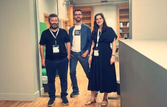 Οι Έλληνες της ΑΙ που έφυγαν, αλλά δεν εγκατέλειψαν την Ελλάδα