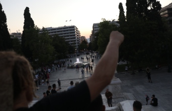 Δεν φταίνε οι σύντροφοι που αυτοί είναι Εβραίοι 