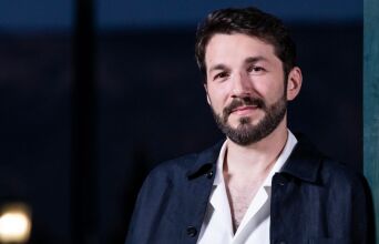 Κάτω απ’ το τυχερό αστέρι του Θοδωρή Βουτσικάκη 