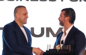 Ουμάρ Κρεμλίεφ: Ποιος είναι ο άνθρωπος του Πούτιν που πλήρωσε το πάρτι του Τραμπ τζούνιορ