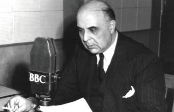 Ο Γιώργος Σεφέρης μιλάει σε ραδιοφωνική εκπομπή του BBC με αφορμή τον θάνατο του Άγγελου Σικελιανού