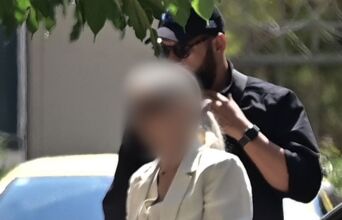Η γιατρός που κατηγορείται για τον θάνατο του Γιώργου Μαζωνάκη