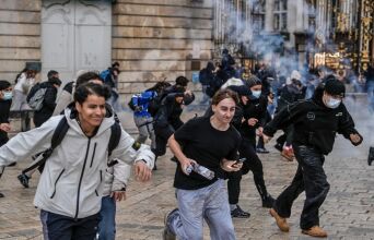 Γαλλία: Από τις μαθητικές ταραχές στη βία των δρόμων - Η ανατομία μιας ανάφλεξης