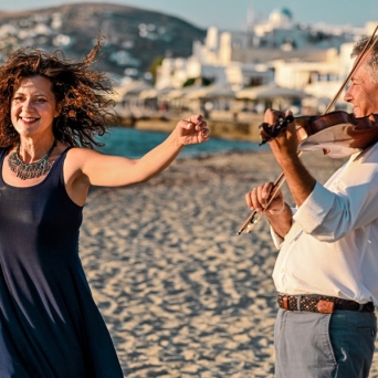 Νίκος Οικονομίδης - Κυριακή Σπανού: «Απόψε .. Χορεύουμε» στο Κύτταρο