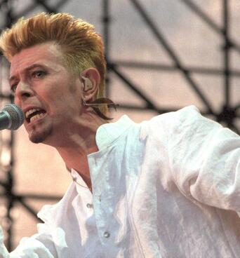 Ο Γιάννης Πετρίδης θυμάται το ταξίδι του με τον David Bowie στην Ελλάδα