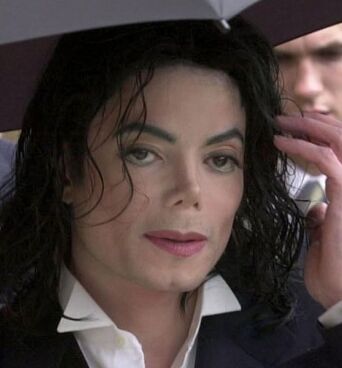 16 χρόνια μετά τον θάνατο του Μάικλ Τζάκσον, τα παιδιά του δεν έχουν λάβει την κληρονομιά, λόγω φορολογικών εκκρεμοτήτων και νομικών διαμαχών 