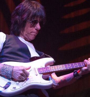 Τζεφ Μπεκ: Ένας κιθαρίστας συνώνυμος με το όργανο