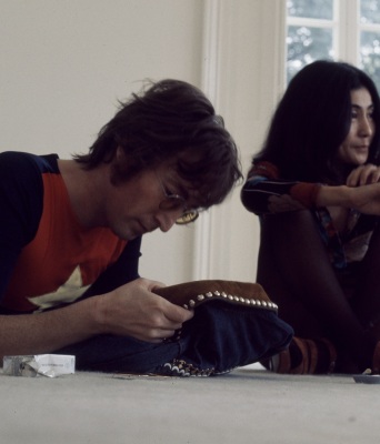 Tittenhurst Park: Η ιστορία του ιστορικού σπιτιού που έζησε ο John Lennon με τη Yoko Ono, τα στούντιο που δημιουργήθηκαν και η σύνδεση με τους Black Sabbath.
