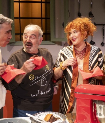 «Κέικ», Θέατρο Εμπορικόν