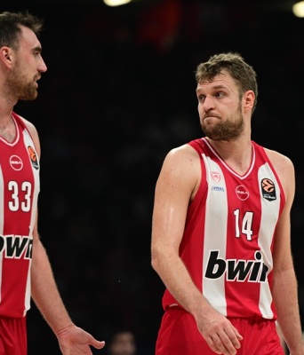 Βαλένθια-Ολυμπιακός 92-99: Ερυθρόλευκη κατάρρευση στο τέταρτο δεκάλεπτο