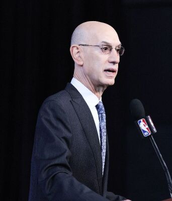 Γέφυρες με την Euroleague άνοιξε ο Άνταμ Σίλβερ: «Η καλύτερη λύση θα είναι να πορευθούμε μαζί»