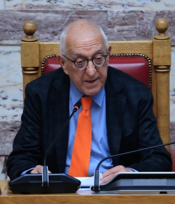 Συλλυπητήρια Κακλαμάνη για την απώλεια του υφυπουργού Περιβάλλοντος και Ενέργειας Νίκου Ταγαρά	