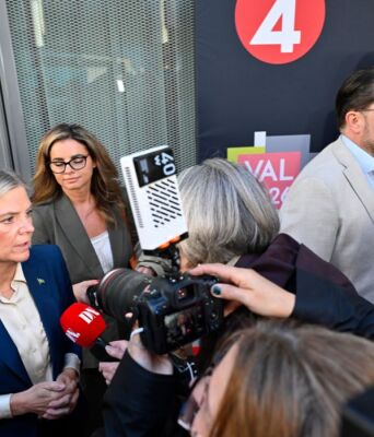 Σουηδία: Προβάδισμα της Κεντροαριστεράς δείχνουν τα exit polls