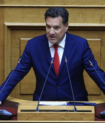 Γεωργιάδης για ψυχολόγους: «Κανείς δεν χάνει τα επαγγελματικά του δικαιώματα»