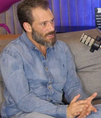 Αντίνοος Αλμπάνης: Ο λόγος που δεν μίλησε στους γονείς του για τη μάχη με τον καρκίνο