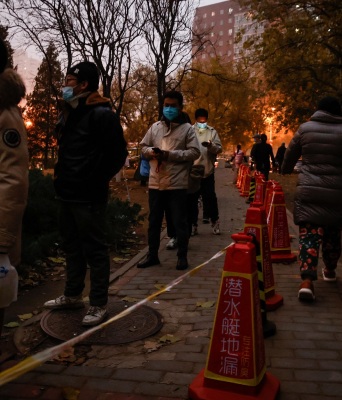 Κορωνοϊός - Κίνα: Με διαδηλώσεις αντιδρούν οι κάτοικοι στην πολιτική Zero Covid - Συνεχίζει να εφαρμόζεται τρία χρόνια μετά το ξέσπασμα της πανδημίας.